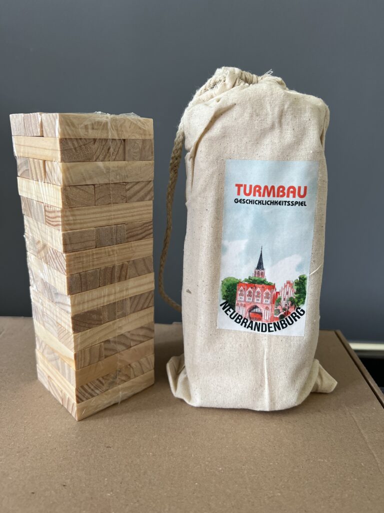 Turmbau "Neubrandenburg" - Geschicklichkeitsspiel