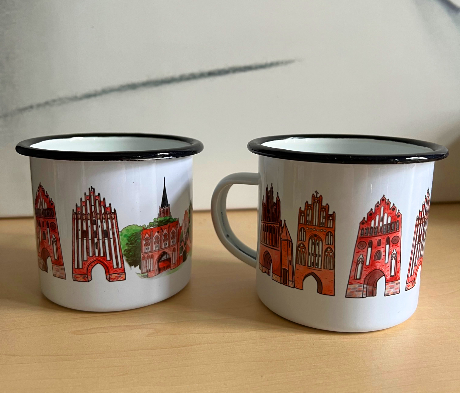 Emaille Tasse "Neubrandenburg"